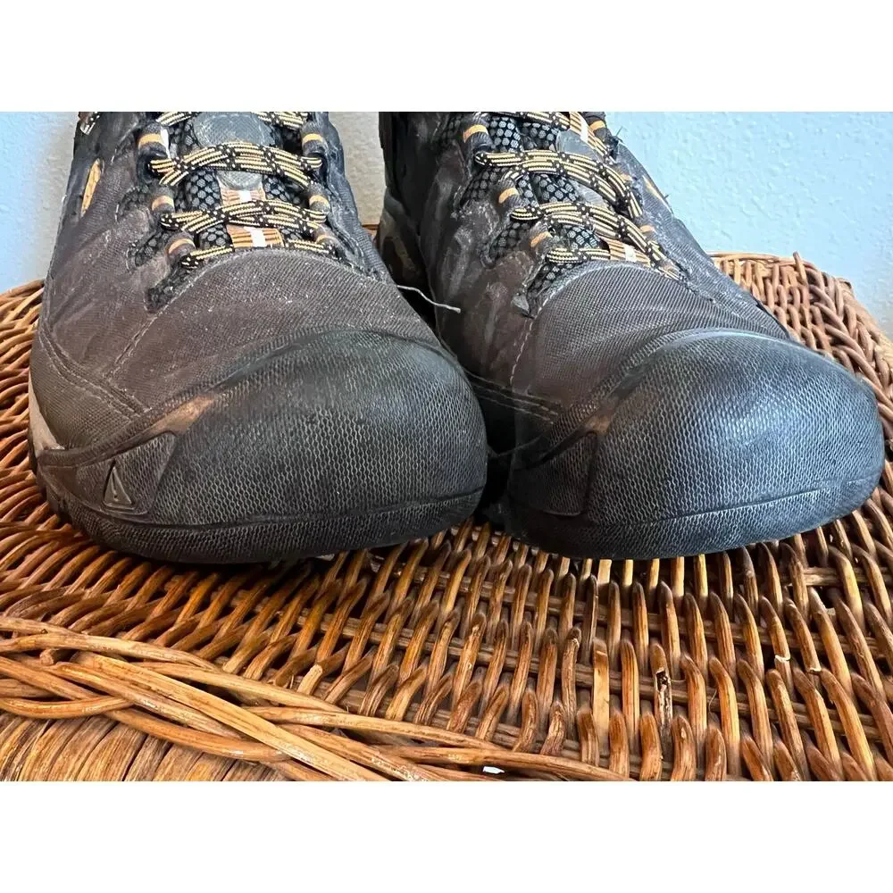 Keen Mens Sz 12 Targhee III Waterproof Mid Hiking Boot Dry Waterproof Trail Grip